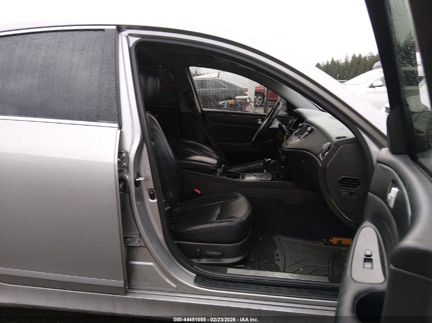 2013 Hyundai Genesis 3.8