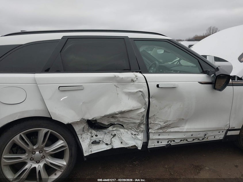 2019 Land Rover Range Rover Velar P250 R-Dynamic Se VIN: SALYL2EX0KA203536 Lot: 44451217