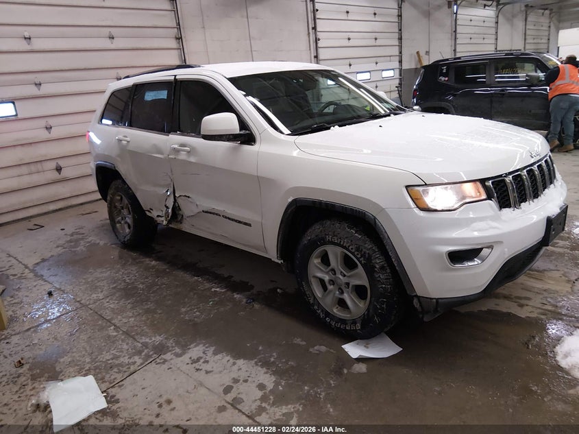 2017 Jeep Grand Cherokee Laredo 4X4