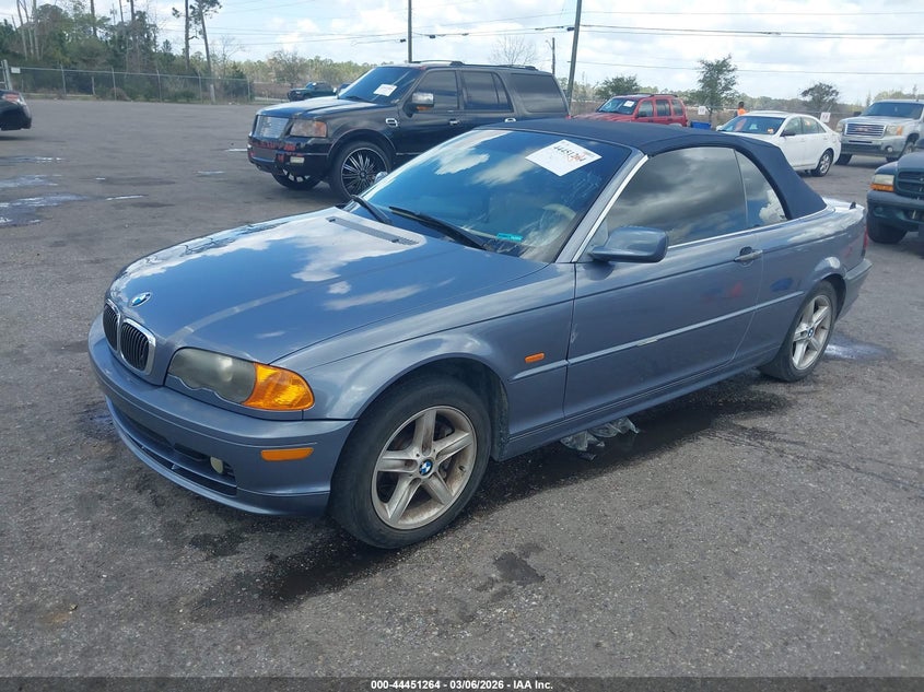 2002 BMW 325Ci