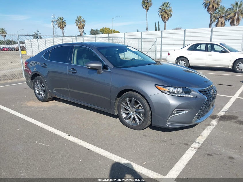 2016 Lexus Es 300H
