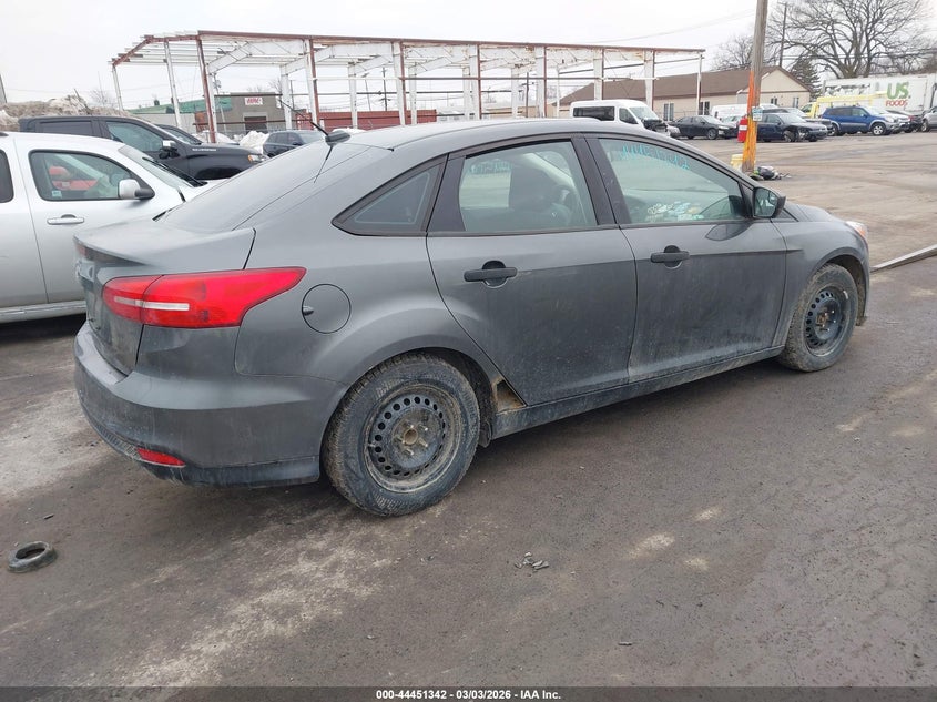 Vin: 1fadp3e23hl250244, lot: 44948009, ford focus s 20174