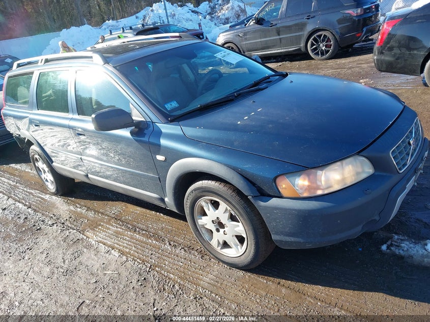 2005 Volvo Xc70 2.5T Awd