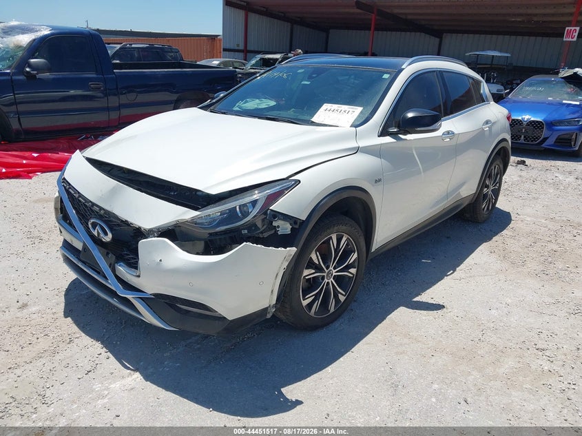 2017 INFINITI QX30 auction photo 2