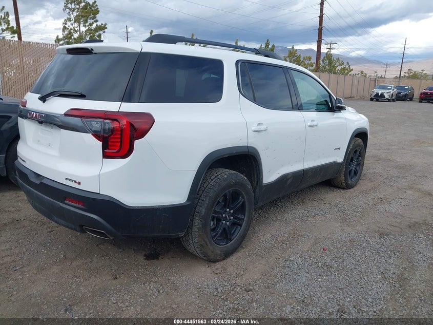 2023 GMC Acadia Awd At4