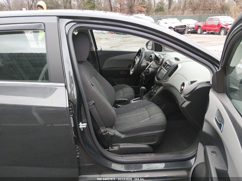 2016 Chevrolet Sonic Lt Auto