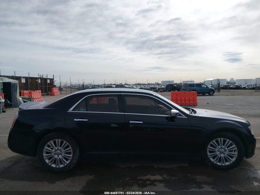 2013 Chrysler 300C Awd VIN: 2C3CCAKT0DH533277 Lot: 44451701