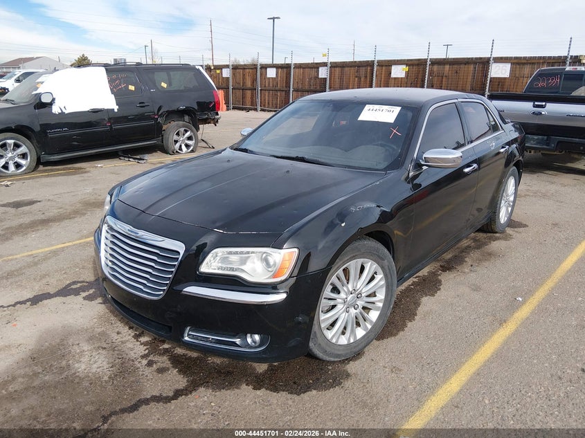 Vin: 2c3ccakt0dh533277, lot: 44948367, chrysler 300c awd 20132
