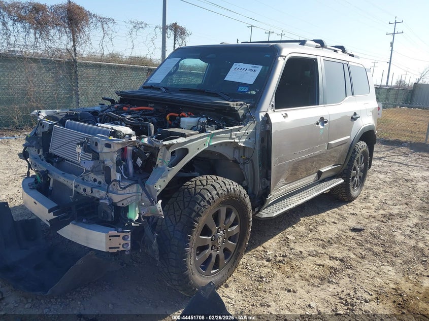 2025 Toyota Land Cruiser