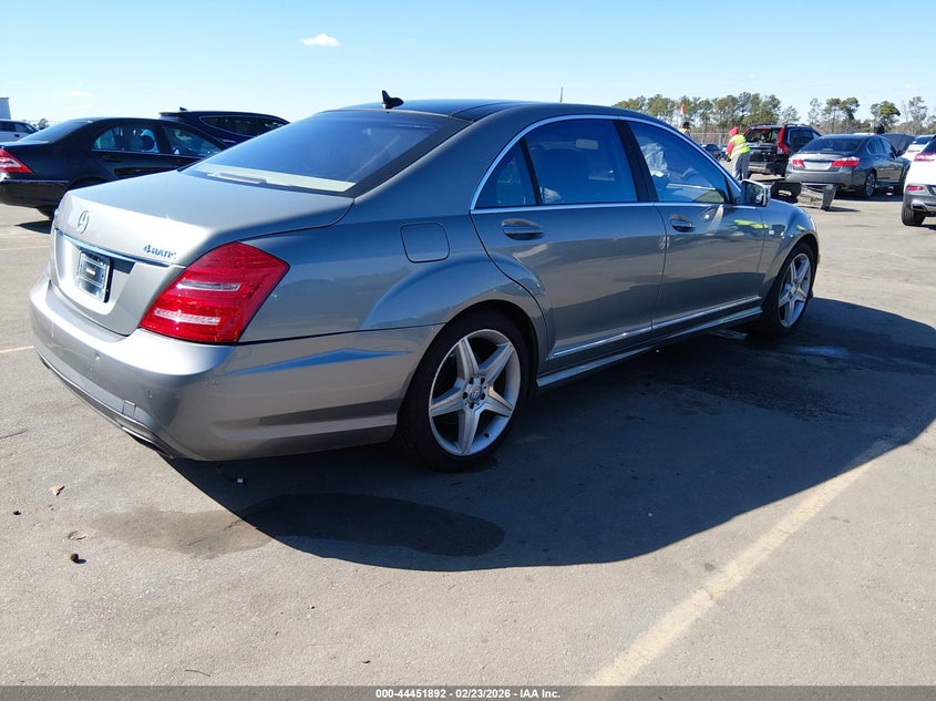 2010 Mercedes-Benz S 550 4Matic