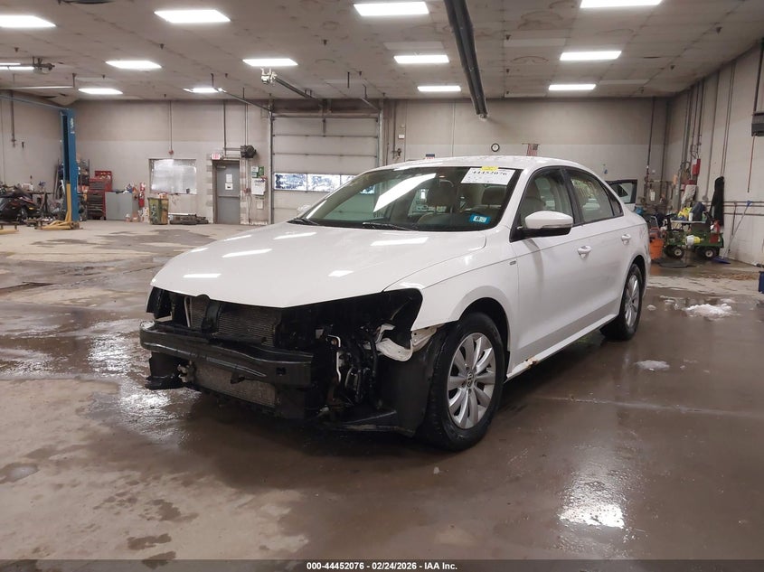 2015 Volkswagen Passat 1.8T Wolfsburg Edition