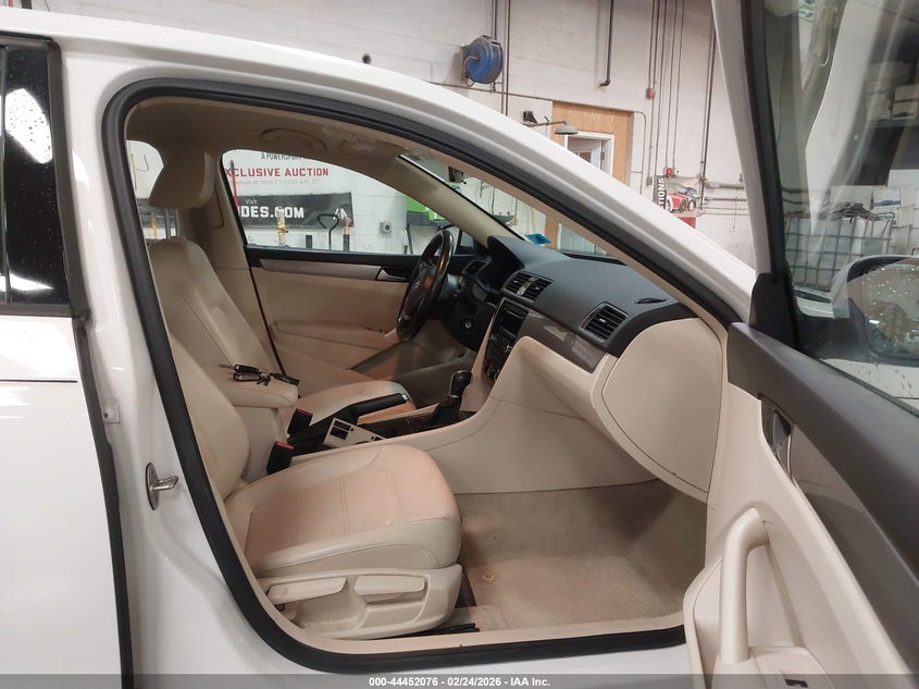 2015 Volkswagen Passat 1.8T Wolfsburg Edition