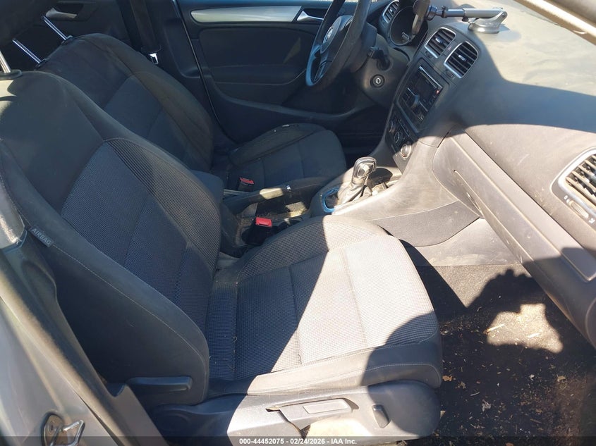 2014 Volkswagen Golf 2.5L