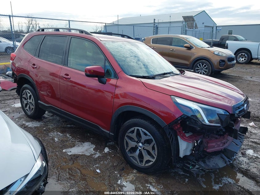 2023 Subaru Forester Premium