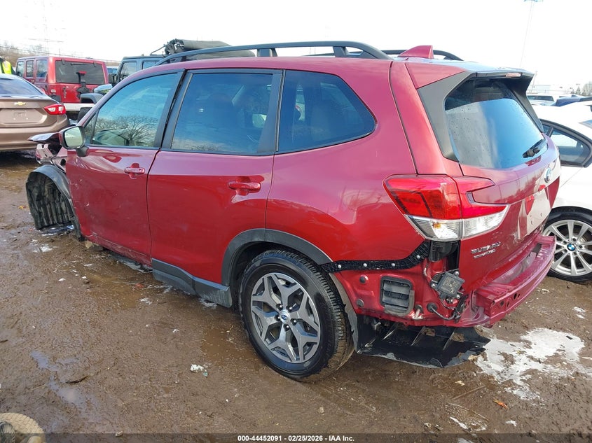 2023 Subaru Forester Premium