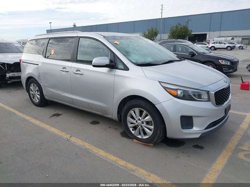 2015 KIA SEDONA auction photo 1