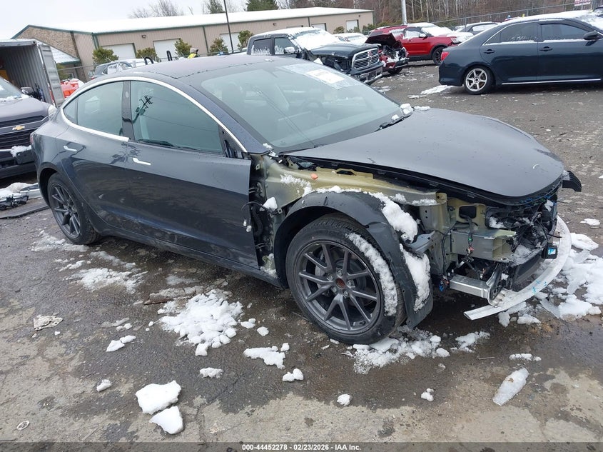 2018 Tesla Model 3 Long Range/Mid Range