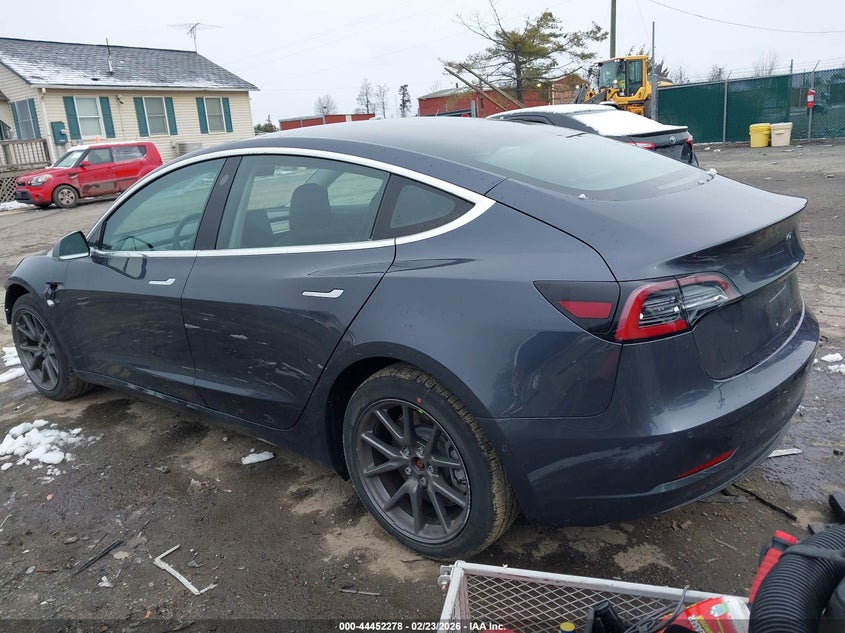 2018 Tesla Model 3 Long Range/Mid Range