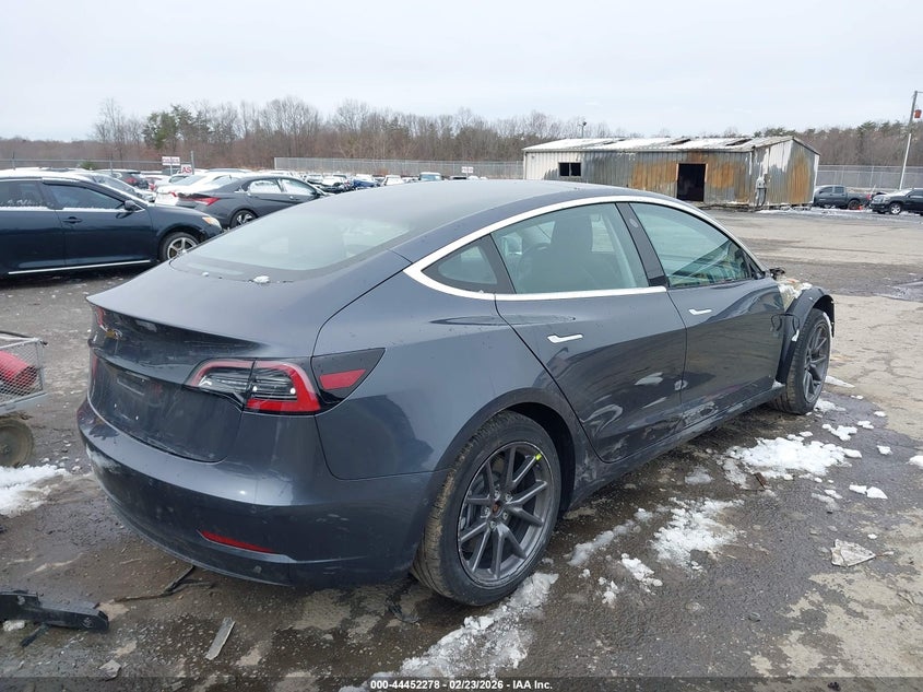 2018 Tesla Model 3 Long Range/Mid Range