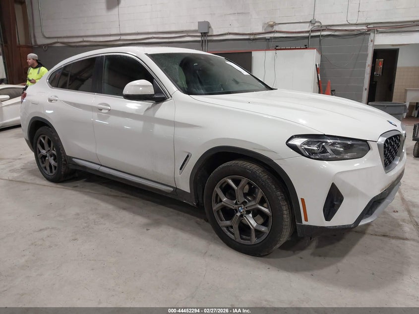 2022 BMW X4 xDrive30I