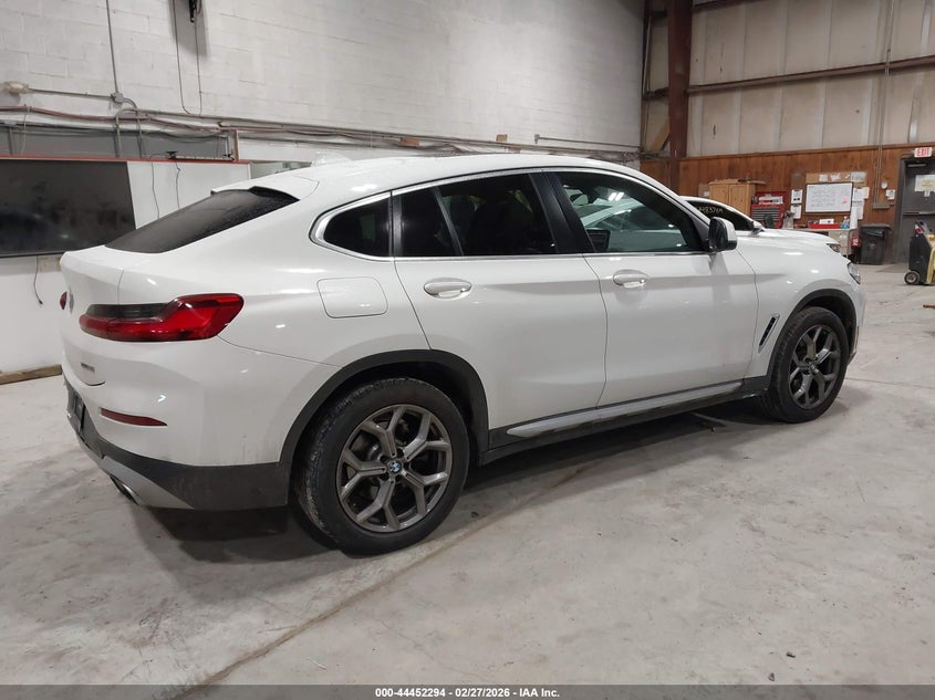 2022 BMW X4 xDrive30I