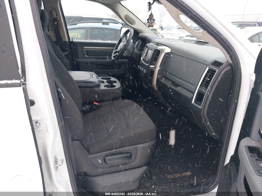 2019 Ram 1500 Classic Warlock 4X4 6'4 Box