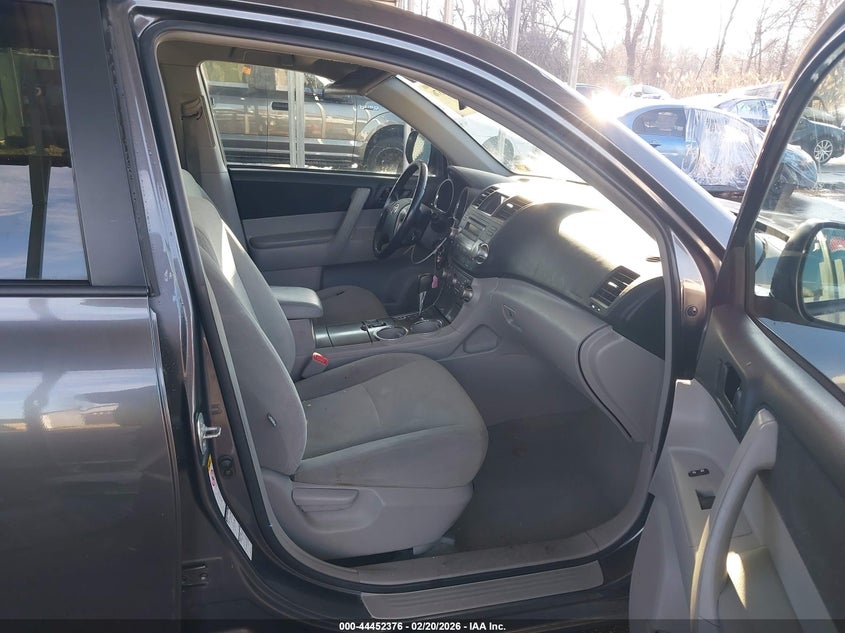 2010 Toyota Highlander Base V6