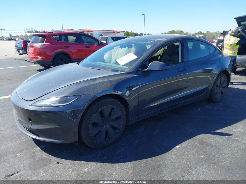 2025 Tesla Model 3 Long Range Rear-Wheel Drive/Standard Rear-Wheel Drive