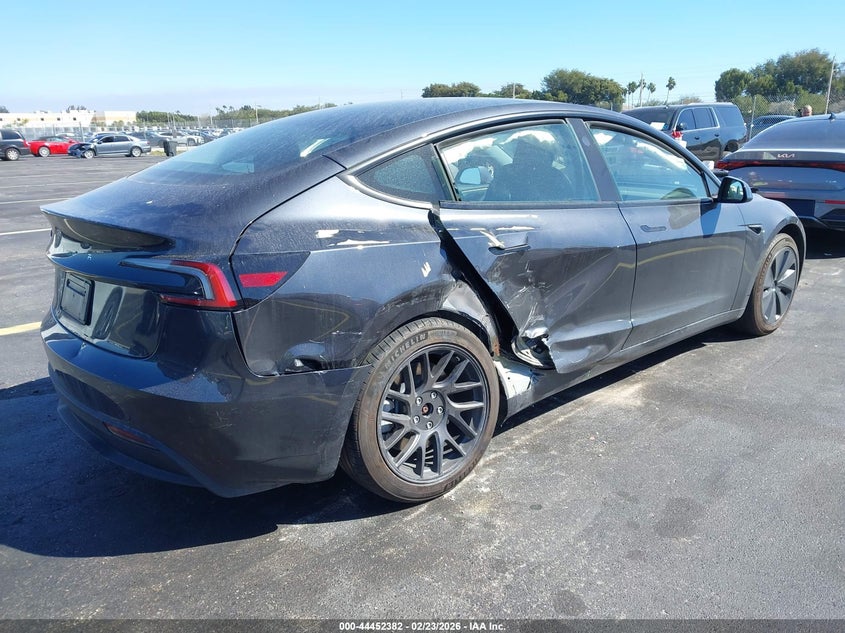 2025 Tesla Model 3 Long Range Rear-Wheel Drive/Standard Rear-Wheel Drive