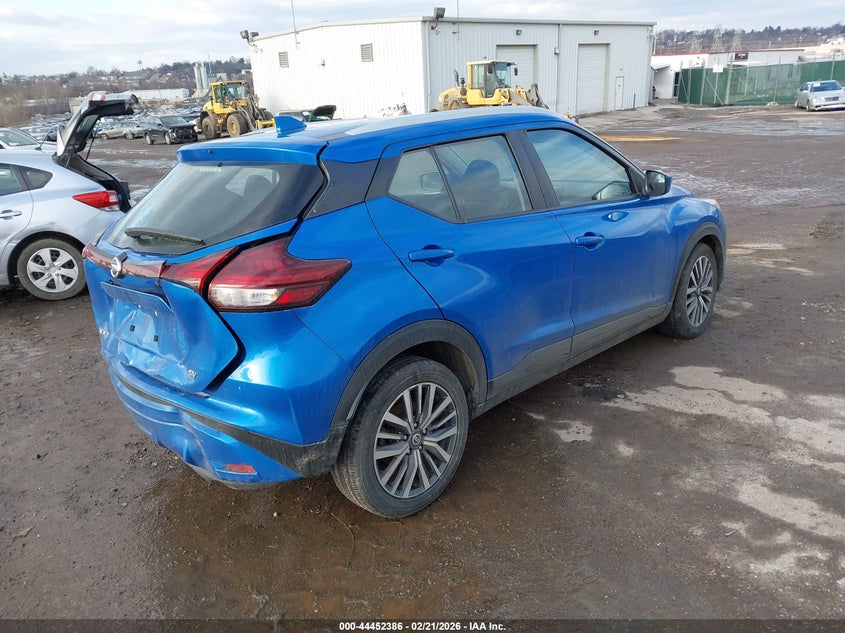 2021 Nissan Kicks Sv Xtronic Cvt