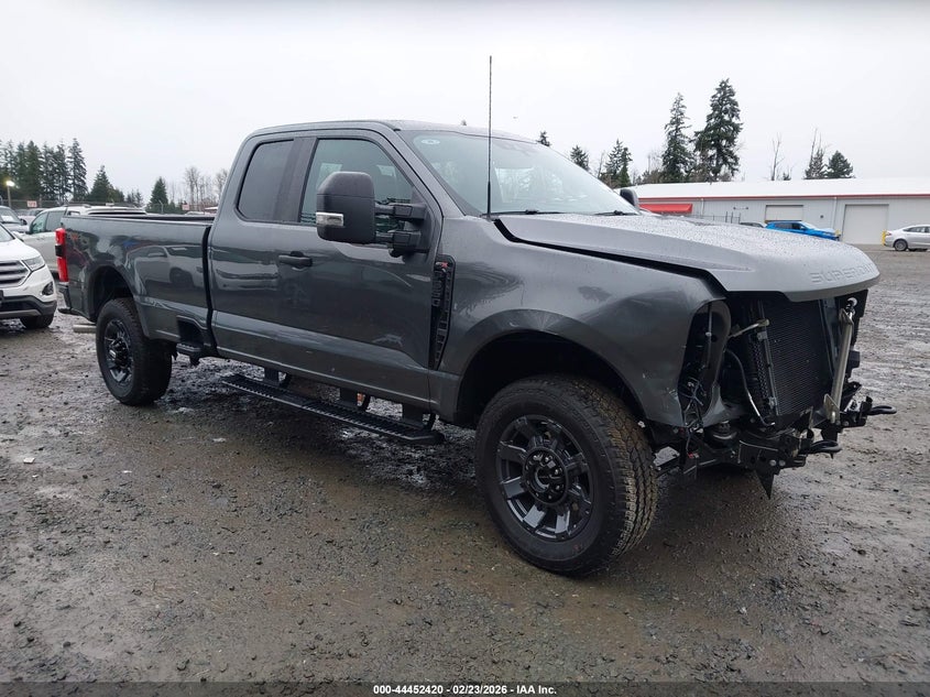 2026 FORD F-350 XL
