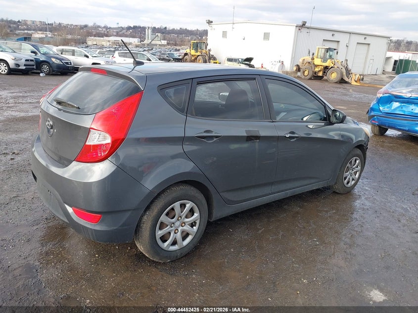 2012 Hyundai Accent Gs
