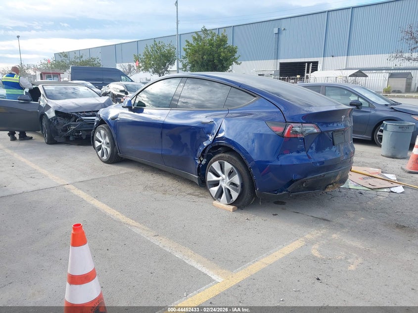 2023 Tesla Model Y Awd/Long Range Dual Motor All-Wheel Drive