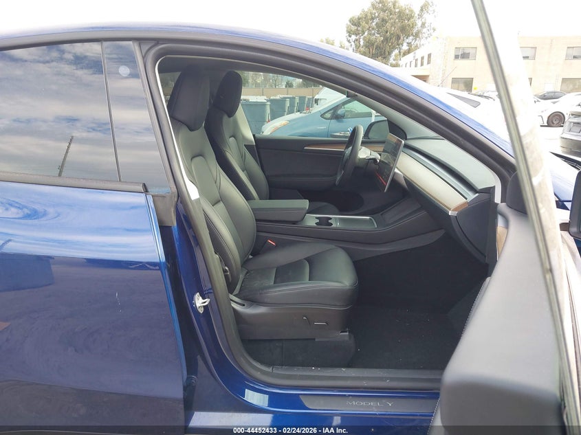 2023 Tesla Model Y Awd/Long Range Dual Motor All-Wheel Drive