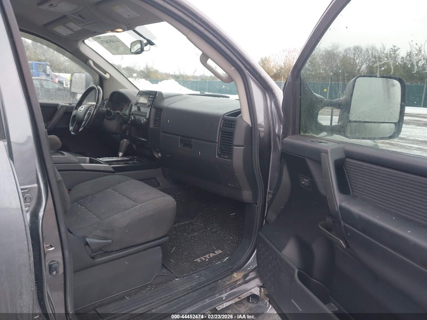 2014 Nissan Titan Pro-4X/S/Sl/Sv