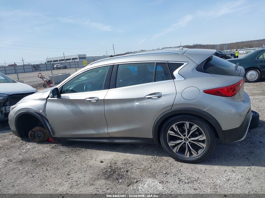2017 Infiniti Qx30 Premium VIN: SJKCH5CR1HA019396 Lot: 44452497
