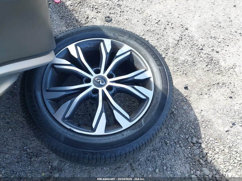 2017 Infiniti Qx30 Premium VIN: SJKCH5CR1HA019396 Lot: 44452497