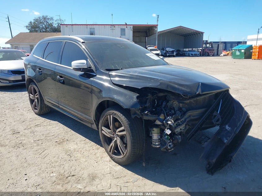 2017 Volvo Xc60 T6 R-Design