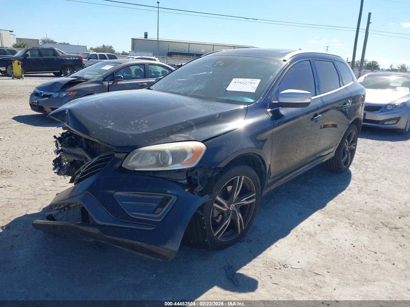 2017 Volvo Xc60 T6 R-Design