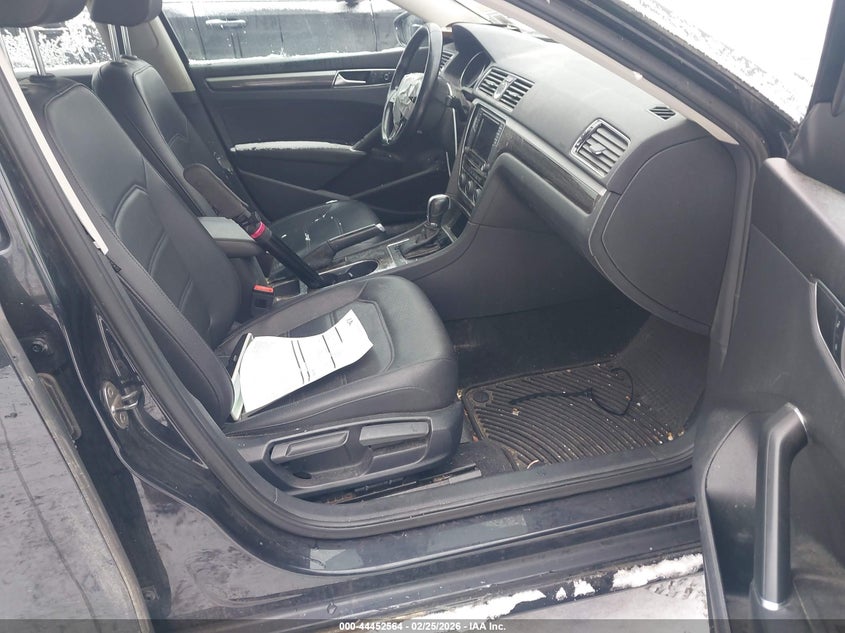 2017 Volkswagen Passat 1.8T Se