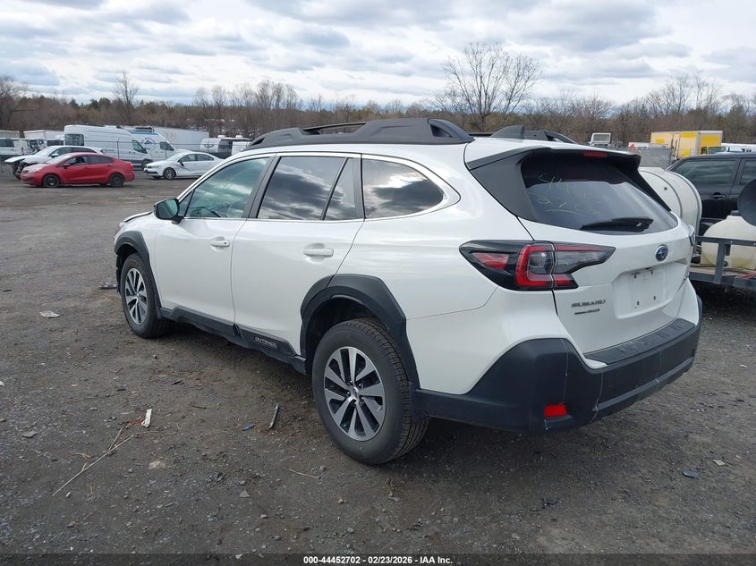 2023 Subaru Outback Premium