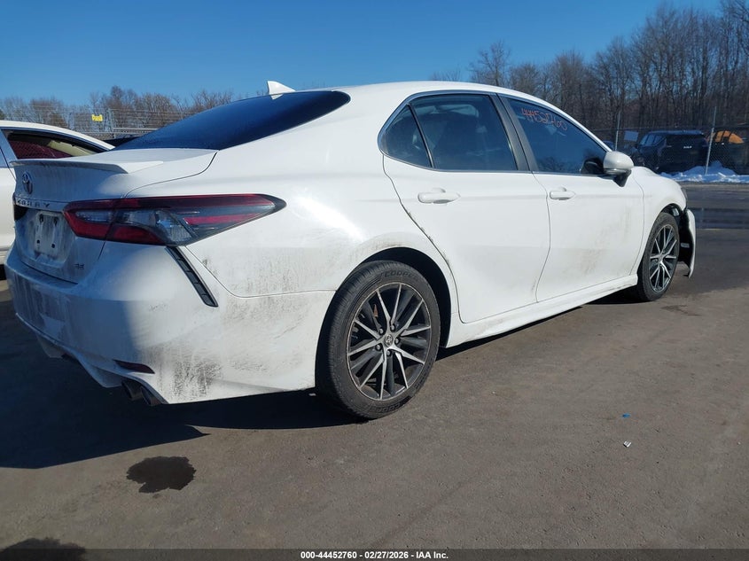2022 Toyota Camry Se