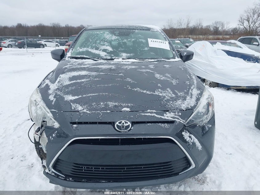 VIN 3MYDLBYV7HY183176 2017 TOYOTA YARIS IA