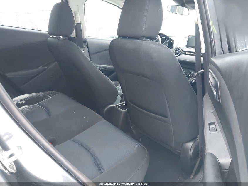 VIN 3MYDLBYV7HY183176 2017 TOYOTA YARIS IA