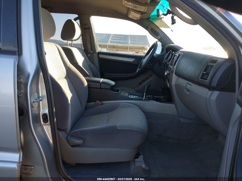 2004 Toyota 4Runner Sr5 V8