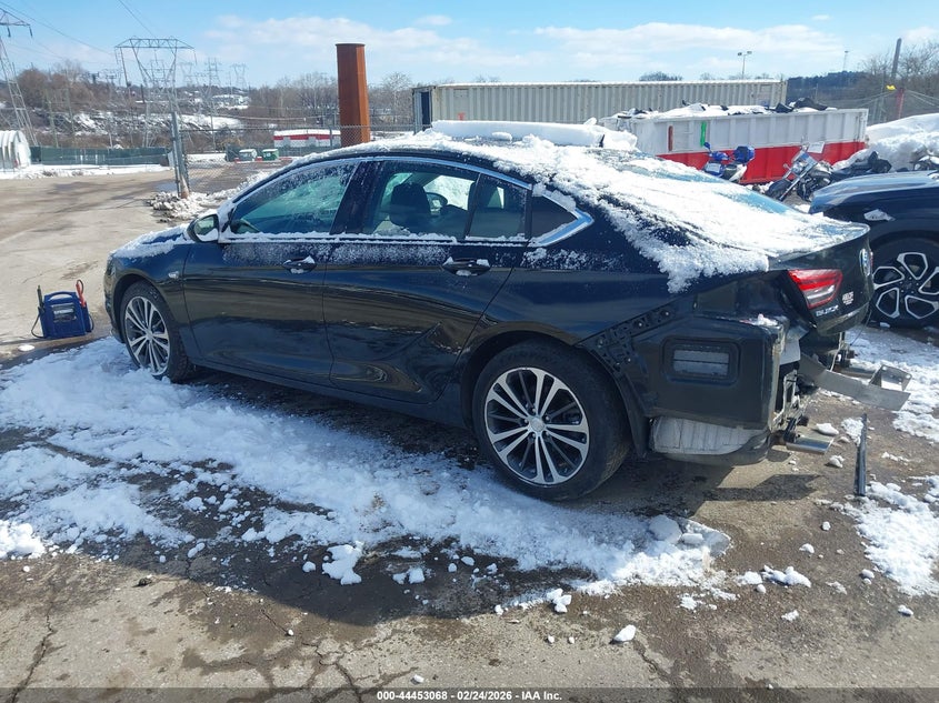 2018 Buick Regal Sportback Essence