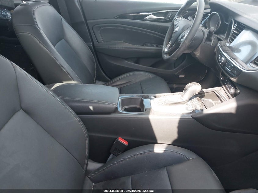 2018 Buick Regal Sportback Essence