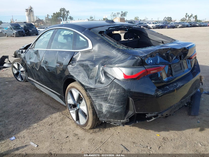 Vin: wby73aw04rfr62328, lot: 44949944, bmw i4 gran coupe edrive40 20243