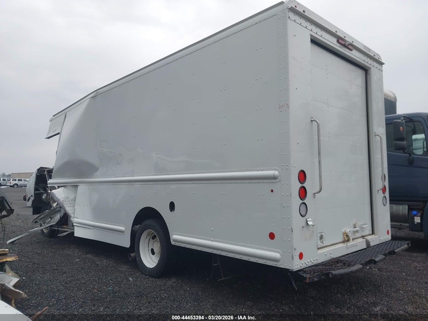 2022 Ford F-59 Commercial Stripped