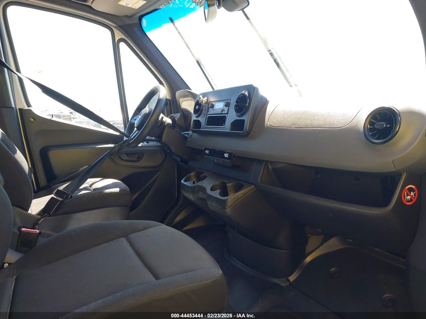 2021 Mercedes-Benz Sprinter 2500 High Roof I4